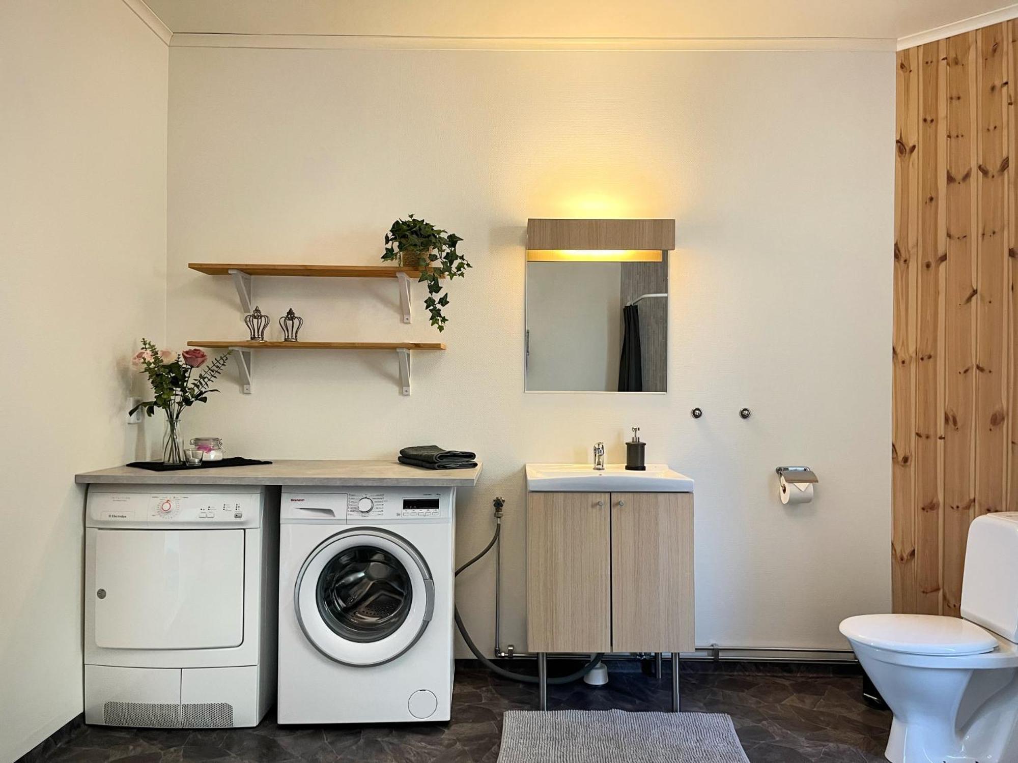 Stenlid - Med Naturen Och Lugnet I Fokus Veddige Kamer foto