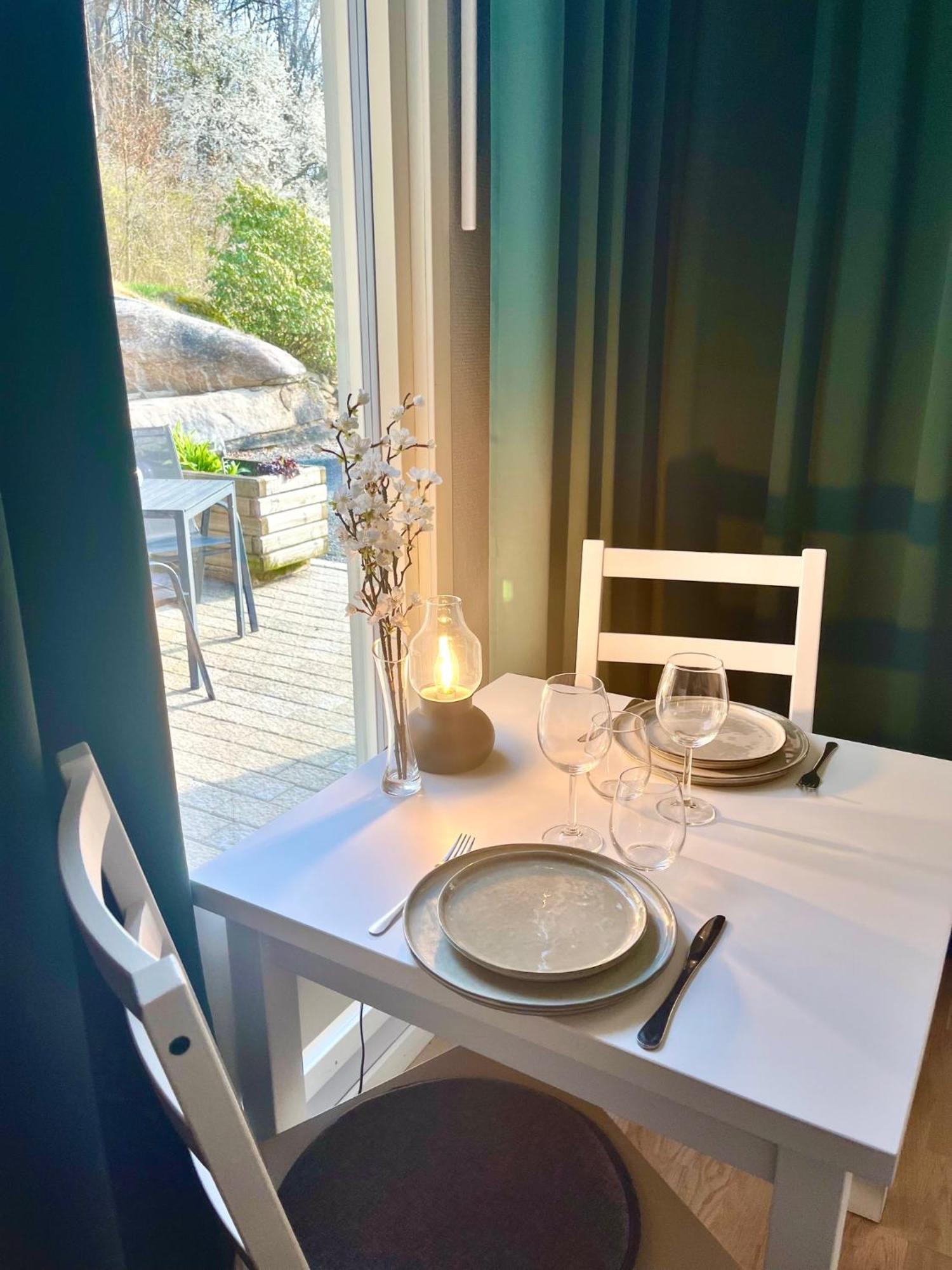 Stenlid - Med Naturen Och Lugnet I Fokus Veddige Kamer foto