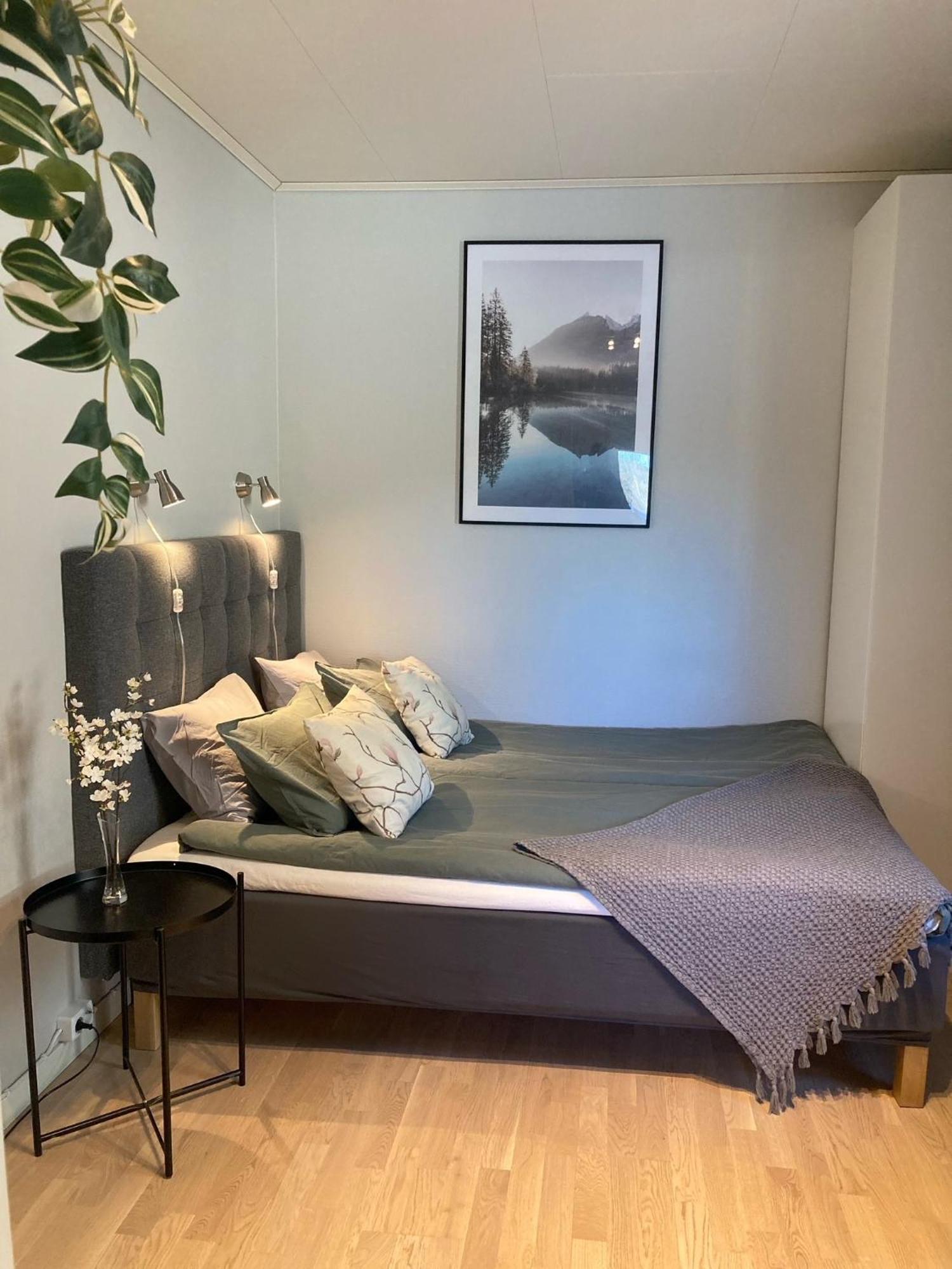 Stenlid - Med Naturen Och Lugnet I Fokus Veddige Kamer foto